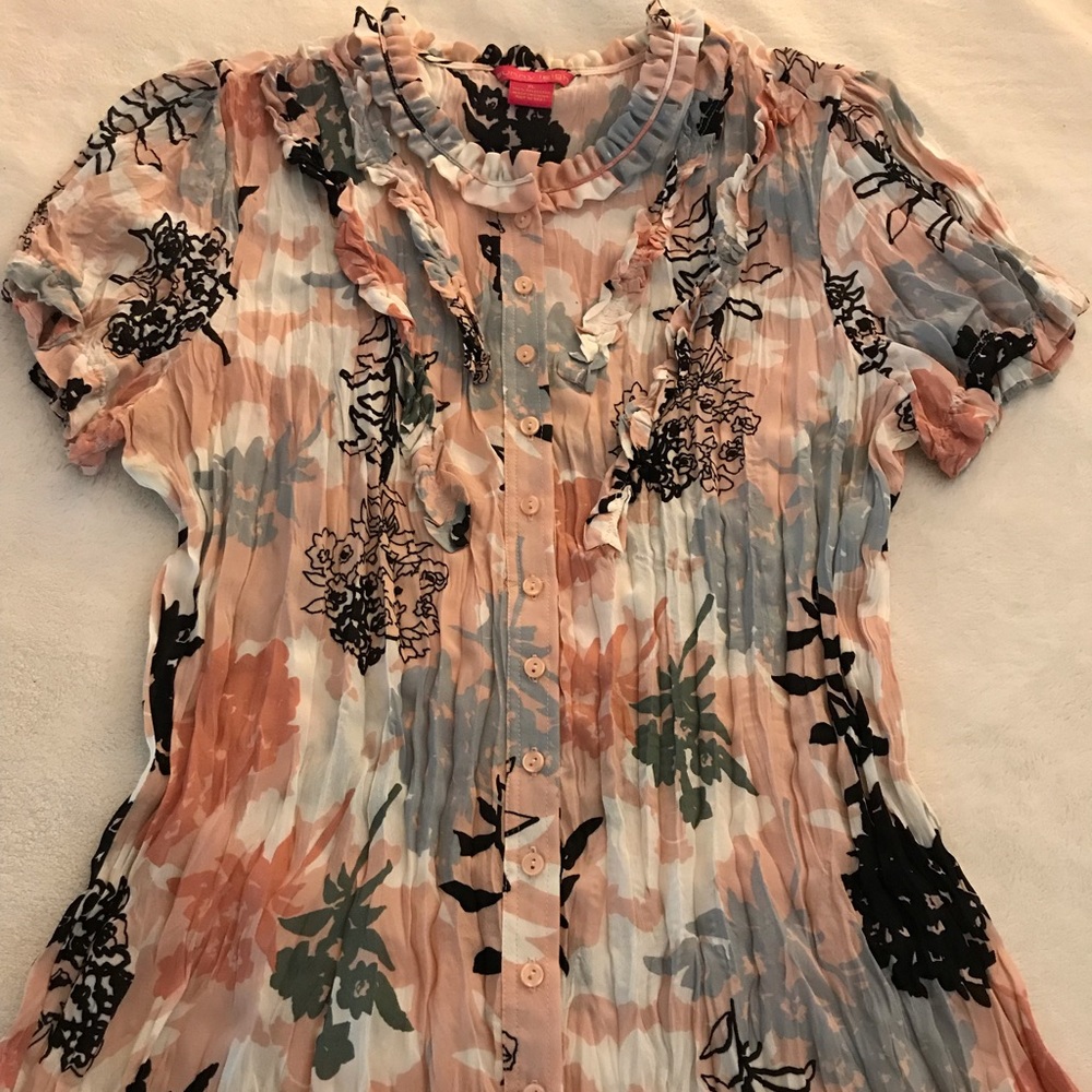 Sunny Leigh crinkled fabric blouse